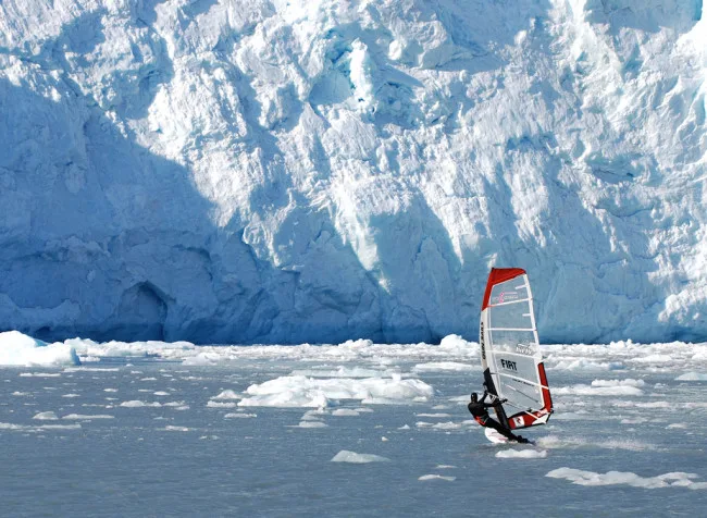 Glacier_surfing650x476