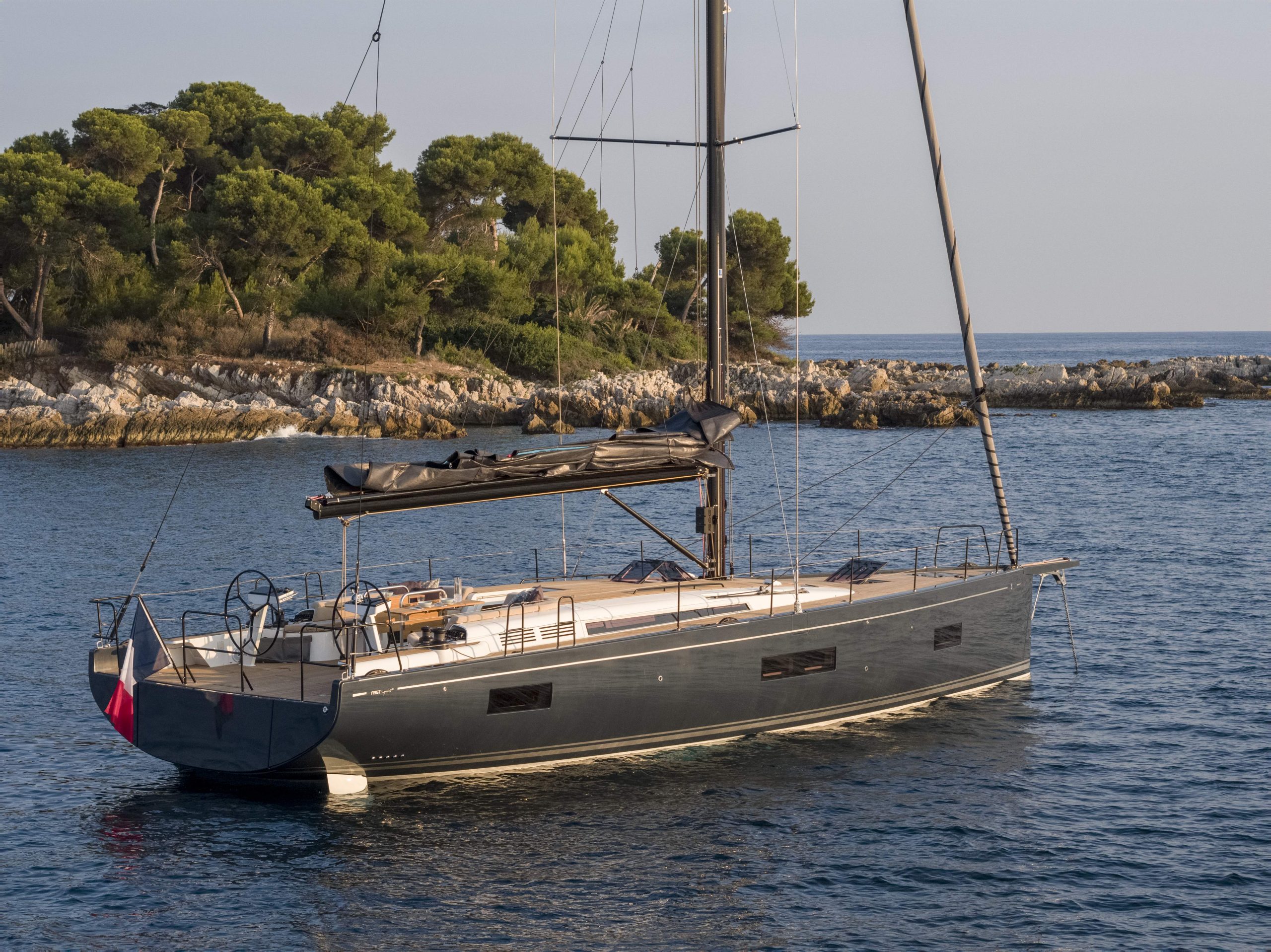 Beneteau. Парусная яхта Beneteau. Beneteau Yacht 53. Яхта Beneteau first. Beneteau oceanis 62.