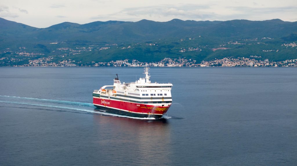 Megérkezett Horvátországba a Jadrolinija történetének legnagyobb hajója