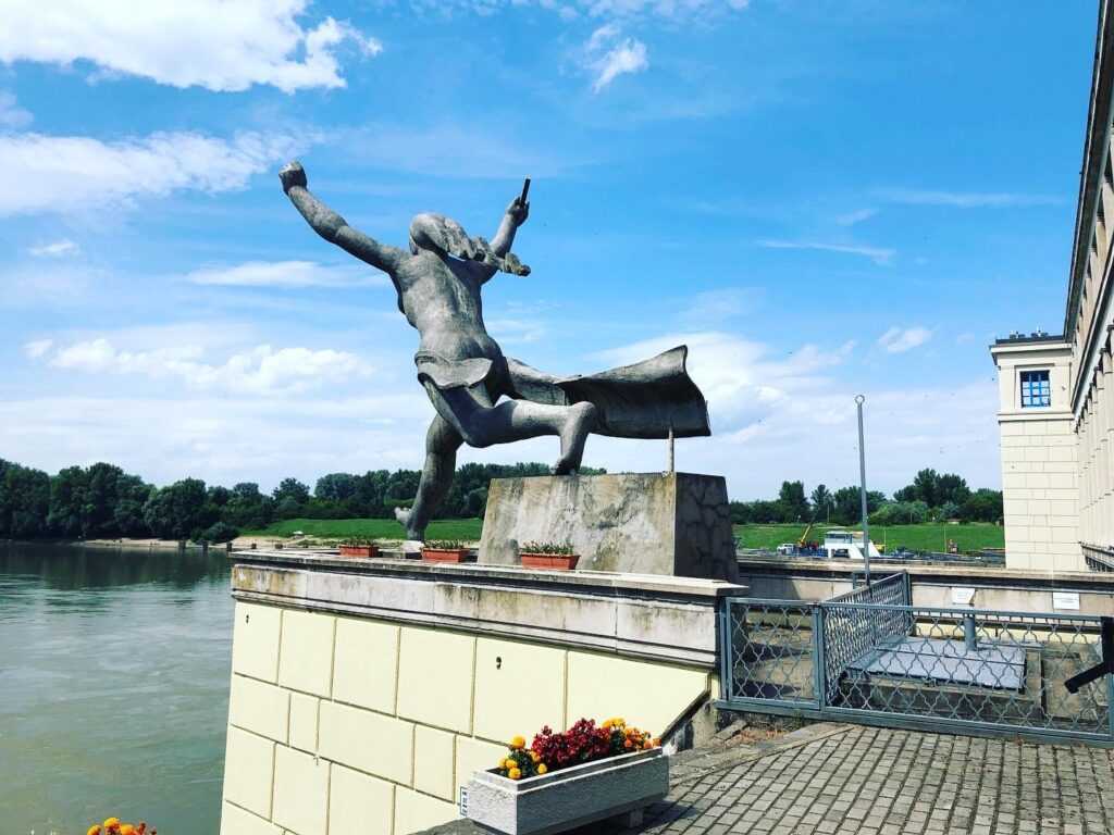 Tiszalók - vízerőmű