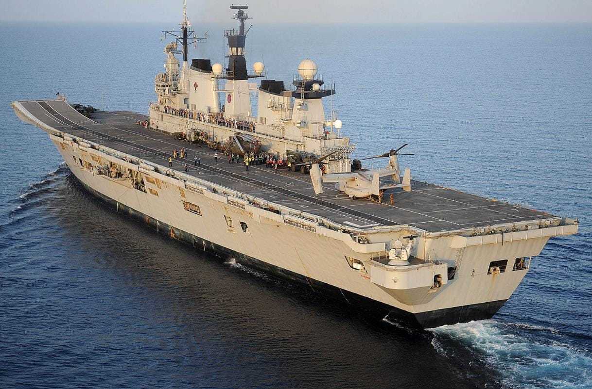 HMS-Illustrious-Supports-New-Carrier-Naming-Ceremony